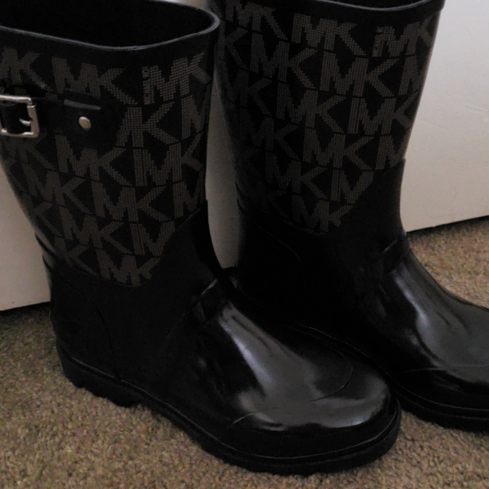 Michael Kors boots